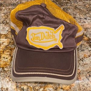 Von Dutch Rucker hat